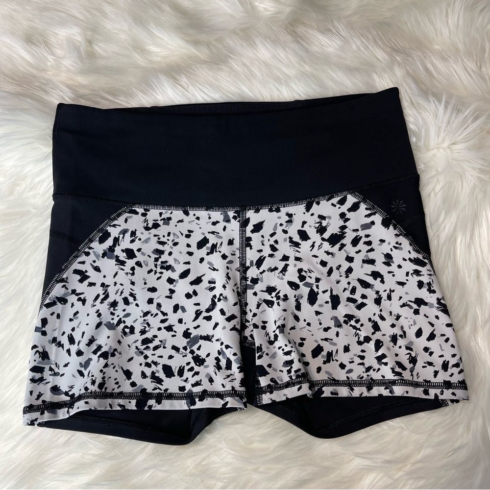 Athleta Printed Stealth Shortie Size Medium